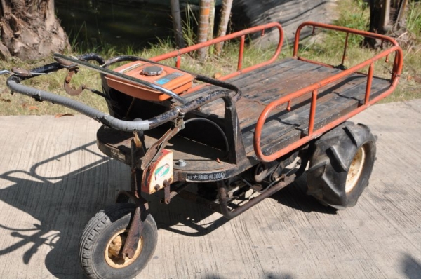 ขายรถ3ล้อ บรรทุกสินค้าอเนคประสงค์ มีเกียร์ สภาพเดิมๆจากญี่ปุ่นยังไม่เคยใช้ในไทย 12,500เท่านั้น!