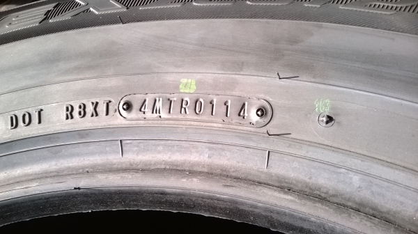 ขายยางใหม่ 265 60 18 FALKEN ปี2014