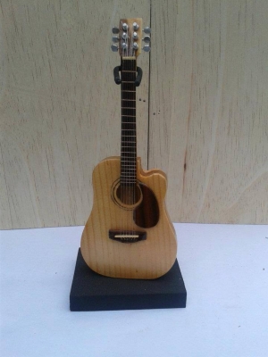 โมเดลกีต้าร์ โมเดลกีต้าร์