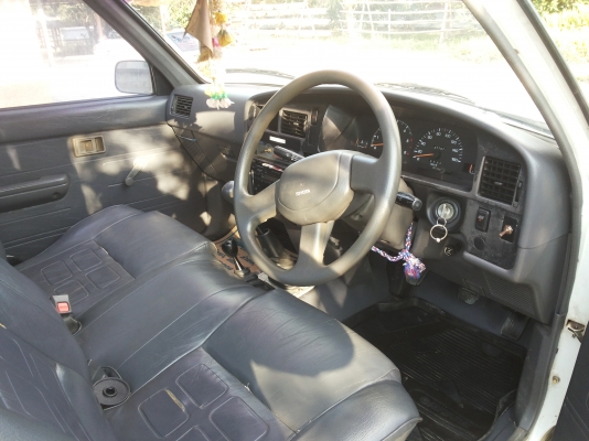 ขายรถกระบะ LN85 4x4คานแข็ง