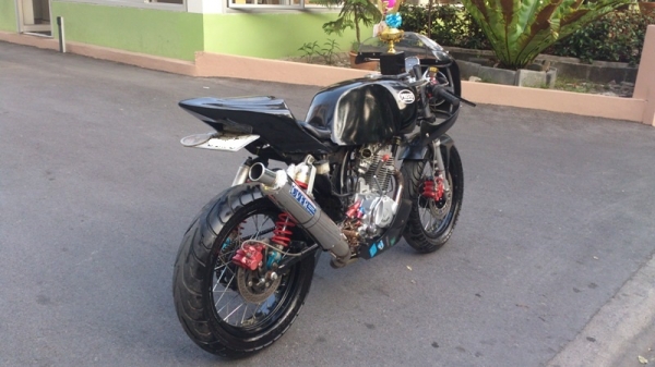 CG200Cafe Racer เเต่งเทพ ทะเบียนไม่ขาดต่อ CG200Cafe Racer เเต่งเทพ ทะเบียนไม่ขาดต่อ