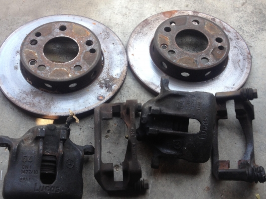 ขาย เพลาขับหลัง+จานดิสหน้า พร้อมคาลิปเปอร์ เบนซ์190E