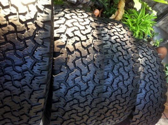 ขายยาง BF Goodrich Allterrain 265 70 r16 ปี12 สวยๆ ขายยาง BF Goodrich Allterrain 265 70 r16 ปี12 สวยๆ
