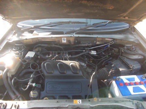 รถสวยไม่มีชนตัว Top sunroof + LPG หัวฉีด รถสวยไม่มีชนตัว Top sunroof + LPG หัวฉีด