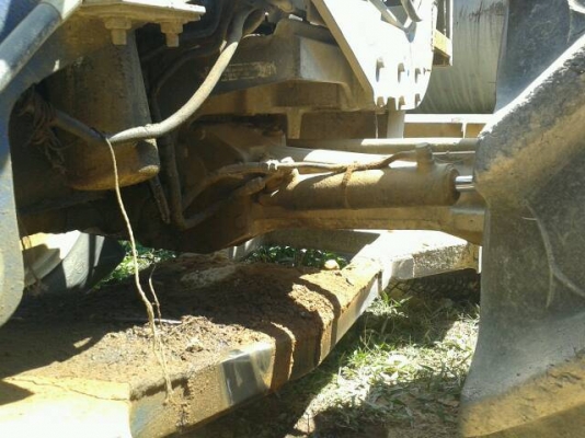 FORD NEW HOLLAND 80-66DTS 2เพลา มีดันหน้า สภาพพร้อมใช  รถใช้งานได้ปกติ..