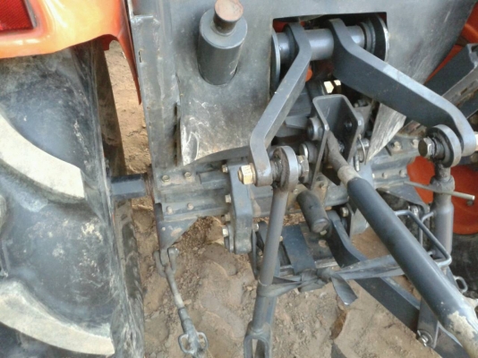 ขาย KUBOTA   KRT140 PTO  พร้อมผาน4 ตราช้าง สภาพสวย 400กว่าชั่วโมง