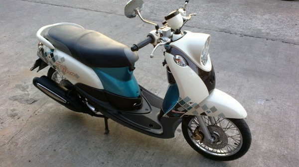 Fino ปลายปี 55 เครื่องเดิมๆแน่นๆ ชุดสีสวยใสกิ๊ก