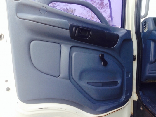 มาอีกแล้วครับ6ล้อเมก้า150HPยาว4.30เมตรปี50ครับ