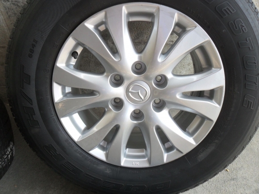 ล้อแม็ก 17นิ้ว 6รูมาสด้า+ยาง265/65R17 สวยๆ 4 ล้อ ราคา 7700 บาท