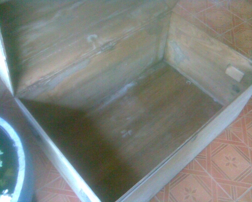 หีบไม้สักเก่าขนาดใหญ่