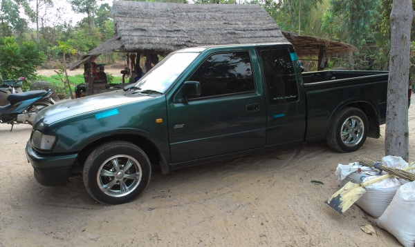 ขายดรากอนเครื่องดีมากแอร์เย็นคัทซีสวยมีล้อแม็คพวงมาลัยพาวเวอร์