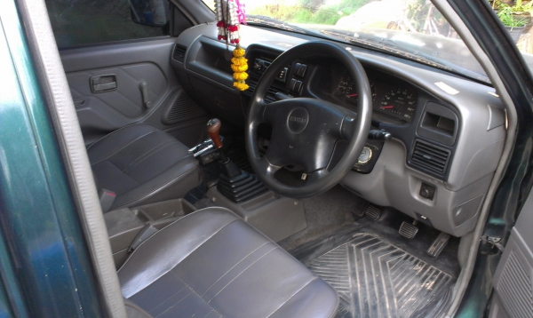 ขายดรากอนเครื่องดีมากแอร์เย็นคัทซีสวยมีล้อแม็คพวงมาลัยพาวเวอร์