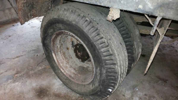 ขายรถ 6 ล้อกระบะคาร์โก้ TOYOTA DYNA กระบะยาว 4.40 เมตร ไม่มีเครื่องเกียร์ คัสซีสวย ทะเบียนภาษีขาดปี 2552 ราคา 100000