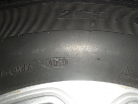 ล้อแม็ก 17นิ้ว 6รู ฟอด + ยาง 265/65R17ปั10 สวยๆ 4 ล้อ ราคา 7700 บาท ล้อแม็ก 17นิ้ว 6รู ฟอด + ยาง 265/65R17ปั10 สวยๆ 4 ล้อ ราคา 7700 บาท