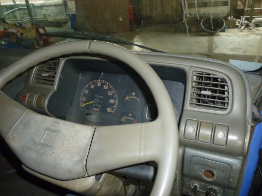 NPR  เครื่อง4 hf1 ยาว4.30  เจ้าของขายเองราคา490000ราคาต่อรองได้ครับ