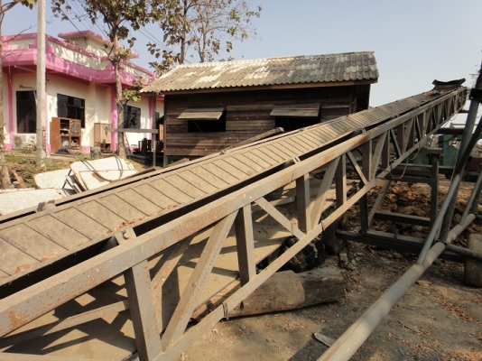 สายพานลำเลียง 12 เมตร เสี่ยต๋อง อ.ชุมแสง รับไปครับ สายพานลำเลียง 12 เมตร เสี่ยต๋อง อ.ชุมแสง รับไปครับ