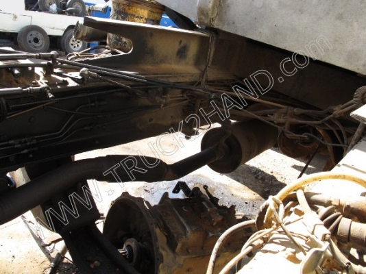 รถบรรทุก 10 ล้อดั๊มพ์ 2 เพลา ยี่ห้อ HINO