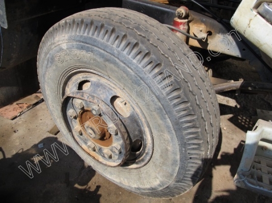 รถบรรทุก 10 ล้อดั๊มพ์ 2 เพลา ยี่ห้อ HINO