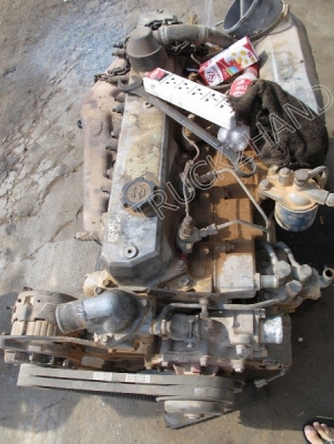 รถบรรทุก 10 ล้อดั๊มพ์ 2 เพลา ยี่ห้อ HINO