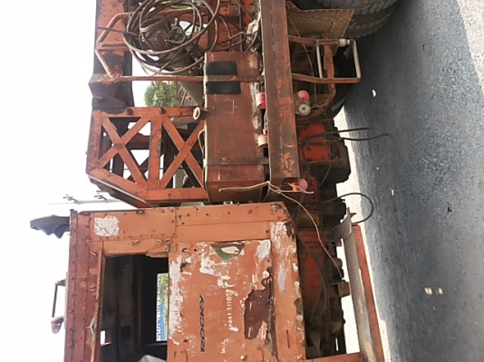 รถยกนิสสัน เครื่อง นิสสัน PE ช่วงล่างฟูโซ่ มีเครน มีสโล พร้อมวิน2ตัว