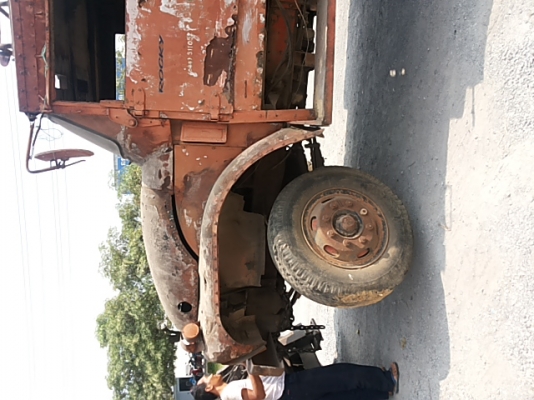 รถยกนิสสัน เครื่อง นิสสัน PE ช่วงล่างฟูโซ่ มีเครน มีสโล พร้อมวิน2ตัว