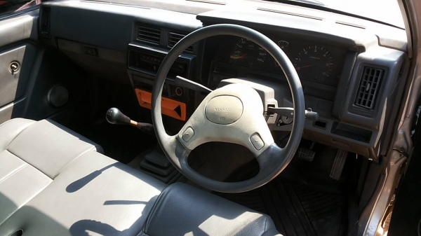 ***ขายแล้วครับขอบคุณ Truck2hand ขายตอนเดียว NISSAN BIG-M BD25 ฝาแดง ปี37/94 เครื่องฝาแดงเดิมยอดนิยม แห้ง แน่น ช่วงล่างเดิมคัสซีเดิมๆไม่ปะไม่ดาม สีสันไม่สวย หัวเก๋งดีภายในดีคอนโซลดี ยางดี รถใช้งานได้ปกติ ขายตามสภาพ เอกสารครบ ราคาต่อรองได้เด้อ พี่น้องครับ