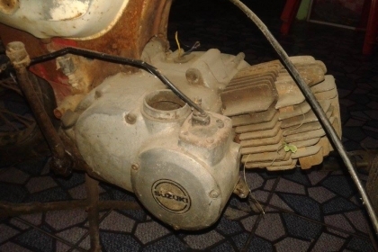 ขาย หลาย อย่าง คับ ลองดู คับ เหมา 8000 ลองดูคับ หรือ แยก คับ