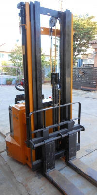 STACKER 1.5 ตัน เสาสูง 5.0 ม. ยี่ห้อ GT MOVER STACKER 1.5 ตัน เสาสูง 5.0 ม. ยี่ห้อ GT MOVER