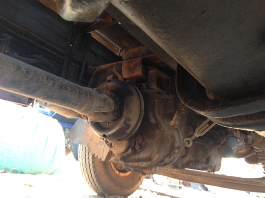 ขายรถหกล้ออิซูซุ KS เครื่อง4BD1 -115  เเรงม้า  ฝาดำ เครื่องดี  F หน้า F หลัง  ยาง 825-16 น็อตล้อ 6 ตัว  มีวีดีโอให้รับชมด้วยครับ