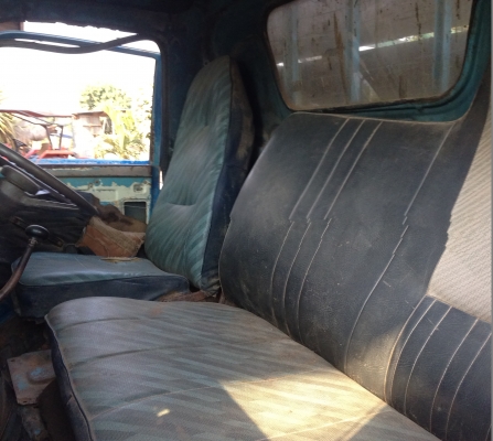 ขายรถหกล้ออิซูซุ KS เครื่อง4BD1 -115  เเรงม้า  ฝาดำ เครื่องดี  F หน้า F หลัง  ยาง 825-16 น็อตล้อ 6 ตัว  มีวีดีโอให้รับชมด้วยครับ