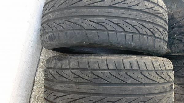 ยาง DUNLOP 245/40/18 JAPAN เหมา ๆ 4 เสัน 1000 บาท ยาง DUNLOP 245/40/18 JAPAN เหมา ๆ 4 เสัน 1000 บาท