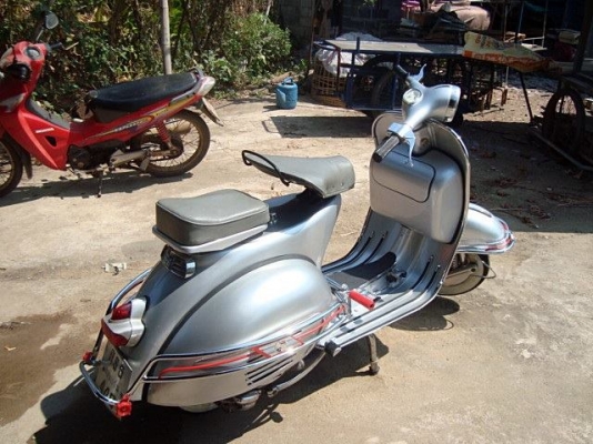 ขายเวสป้า64อิตารี่ครับไม่มีเล่มสภาพสวยๆสีสวยเครื่องปรกติ49500สนใจต่อรองได้ครับ