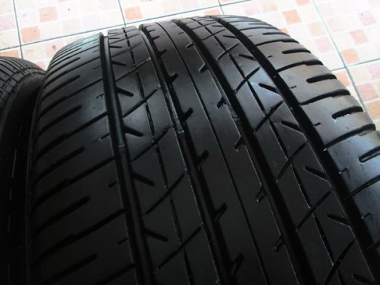 ขายยาง BRIDGESTONE ER33 215-55-17 ดอกแน่นๆ (1ชุด)
