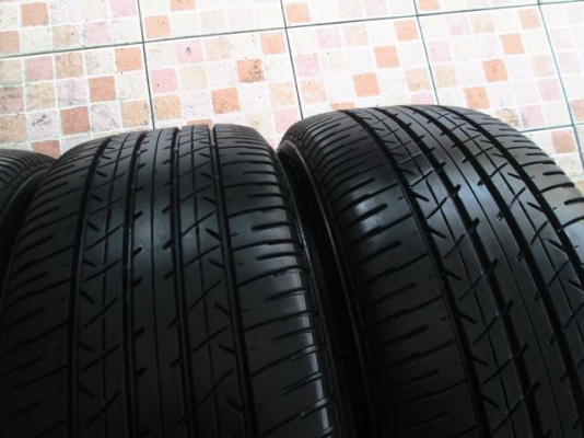 ขายยาง BRIDGESTONE ER33 215-55-17 ดอกแน่นๆ (1ชุด)