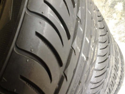 ยาง kumho 255/50/17 ปี12