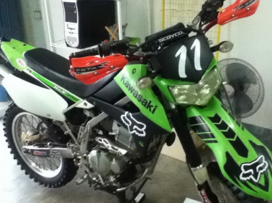 ขาย klx250 ทะเบียนพร้อมโอน