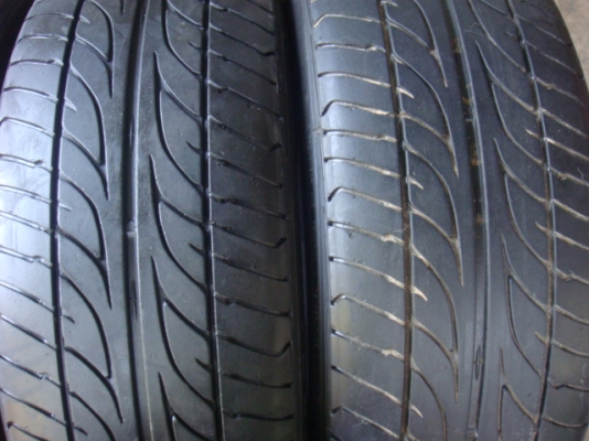 ายยาง Dunlop LM 703 ขนาดยาง 235/50/18 ปลายปี 11