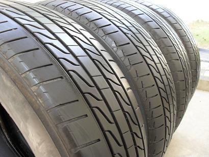 ขายยาง MICHELIN PRIMACY LC ปี2712(1ชุด) 215-60-16 ราคา 3,400