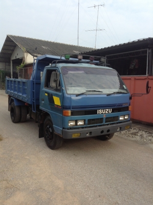 ISUZU หกล้อดัมพ์ ขับดีมาก รถห้างแท้ปี 37 NPR เครื่อง 185 เกียรใหญ่ 6 เกียร เฟืองท้าย F คลัซซี่ดีไม่มีผุ รถใช้งานอยู่ขายตามสภาพ 520,000