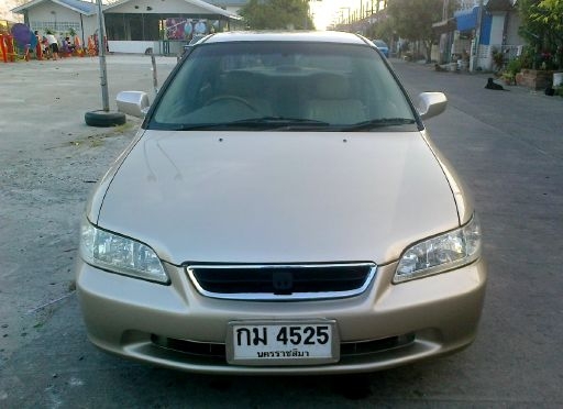 ขาย ACCORD GEN 6 2.3 VTEC AUTO ตัวTOP เบาะหนัง ลายไม้ 159000