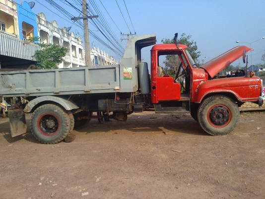 ต้องการขายรถหกล้อพร้อมใช้งานครับ