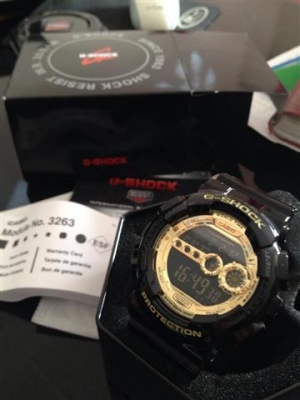ขาย G-SHOCK Men's GD 100 หน้าปัดทอง ของใหม่