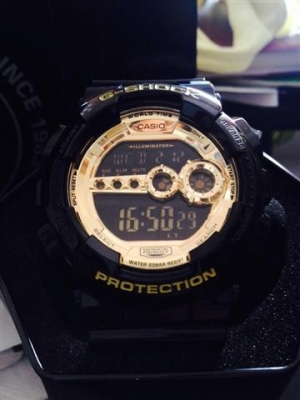 ขาย G-SHOCK Men's GD 100 หน้าปัดทอง ของใหม่