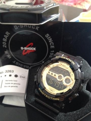 ขาย G-SHOCK Men's GD 100 หน้าปัดทอง ของใหม่