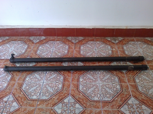 ขาย 5,000บาท กระบอกเสาไฮดรดิก ของ toyota รุ่น 5