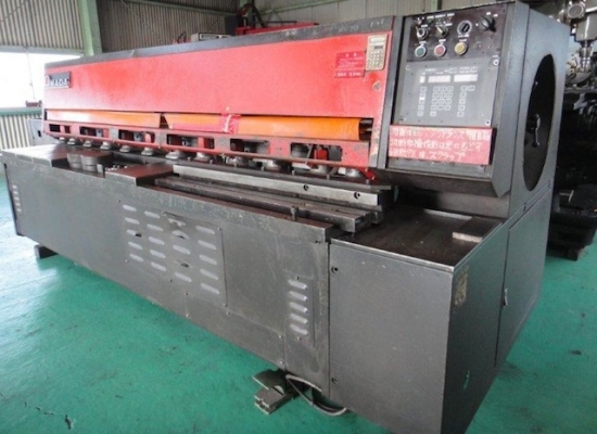 ขายเครื่องตัดเหล็กแผ่น มือสอง นำเข้าจากญี่ปุ่น