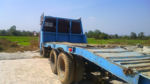 สิบล้อเทลเล่อร์ อีซูสุ ใส่รถเกี่ยวข้าว รถแบคโฮ PC120-6 ได้ มีหางไฮดรอลิกขึ้นลง รถราคาประหยัดชอบที่ราคาเท่าไรต่อรองได้อีกครับ