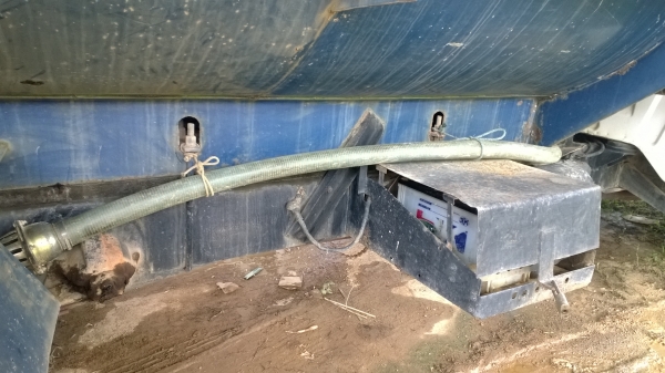 6ล้อน้ำNISSANหน้ายาว สวยสภาพนางฟ้า..รถดูแลดีมาก หายาก..เครื่องสวยกิ๊ก แอร์เย็น ภายในสวยสะอ่าด หอม