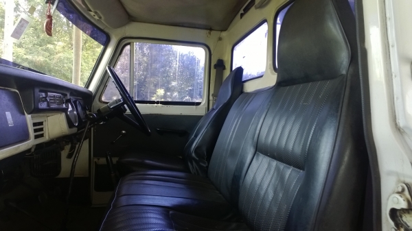 6ล้อน้ำNISSANหน้ายาว สวยสภาพนางฟ้า..รถดูแลดีมาก หายาก..เครื่องสวยกิ๊ก แอร์เย็น ภายในสวยสะอ่าด หอม