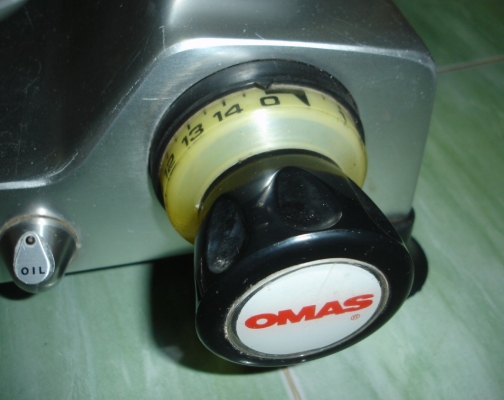 ขายเครื่องสไลด์เนื้อขนาด 12 นิ้ว OMAS GL 300